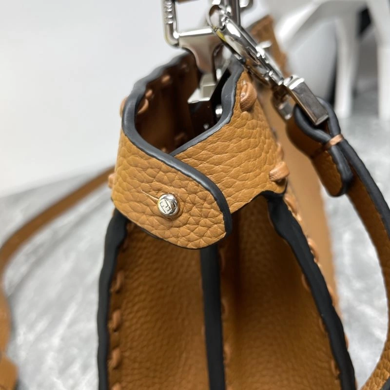 Reliable Fendi Peekaboo Bags 57563