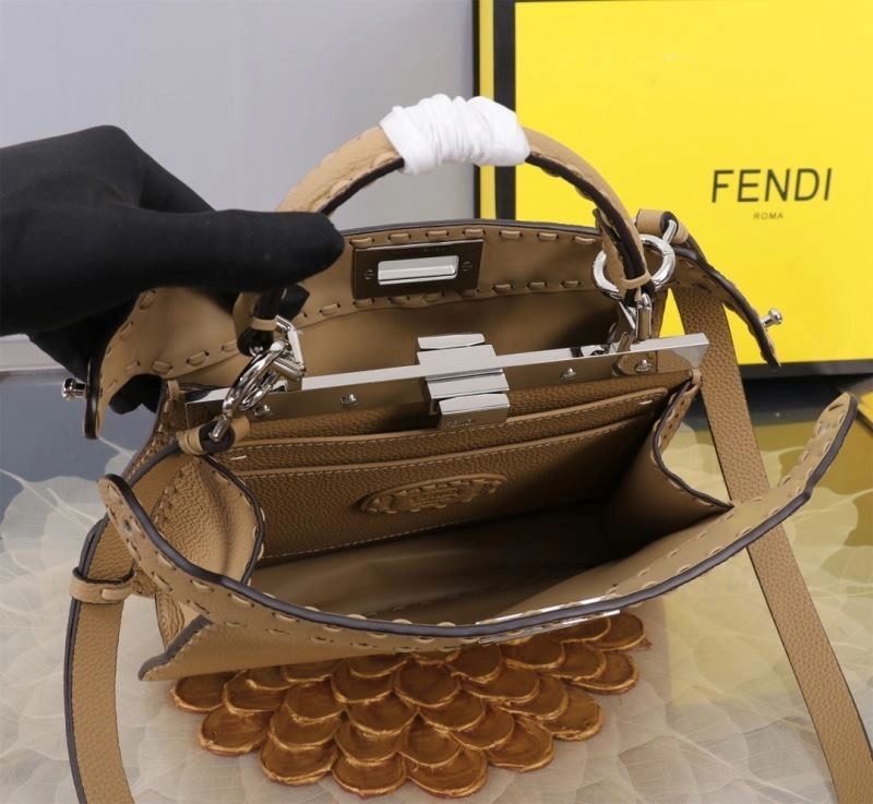 OnTrend Fendi Peekaboo Bags 57561