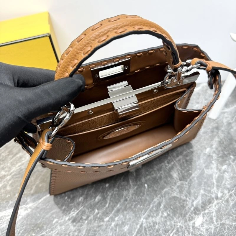 Fendi Peekaboo Bags Casual 57552