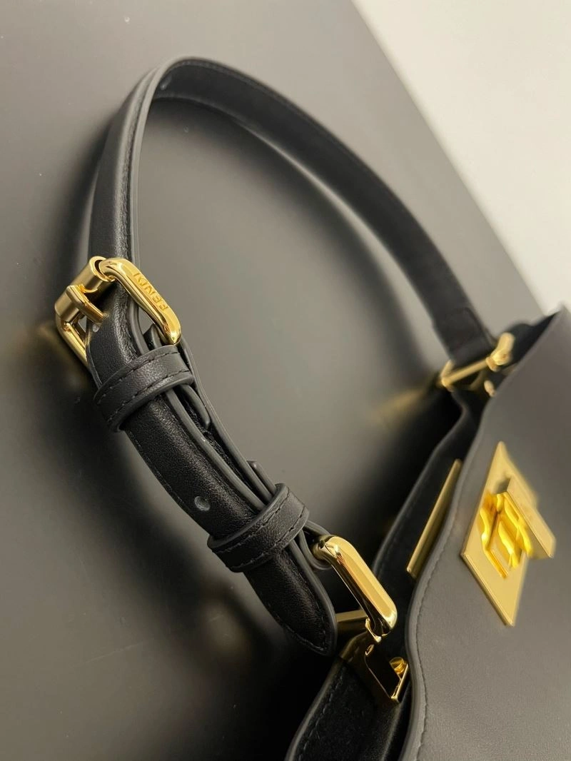 Fendi Peekaboo Bags Casual 57590