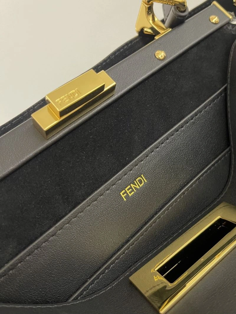 Fendi Peekaboo Bags Casual 57590