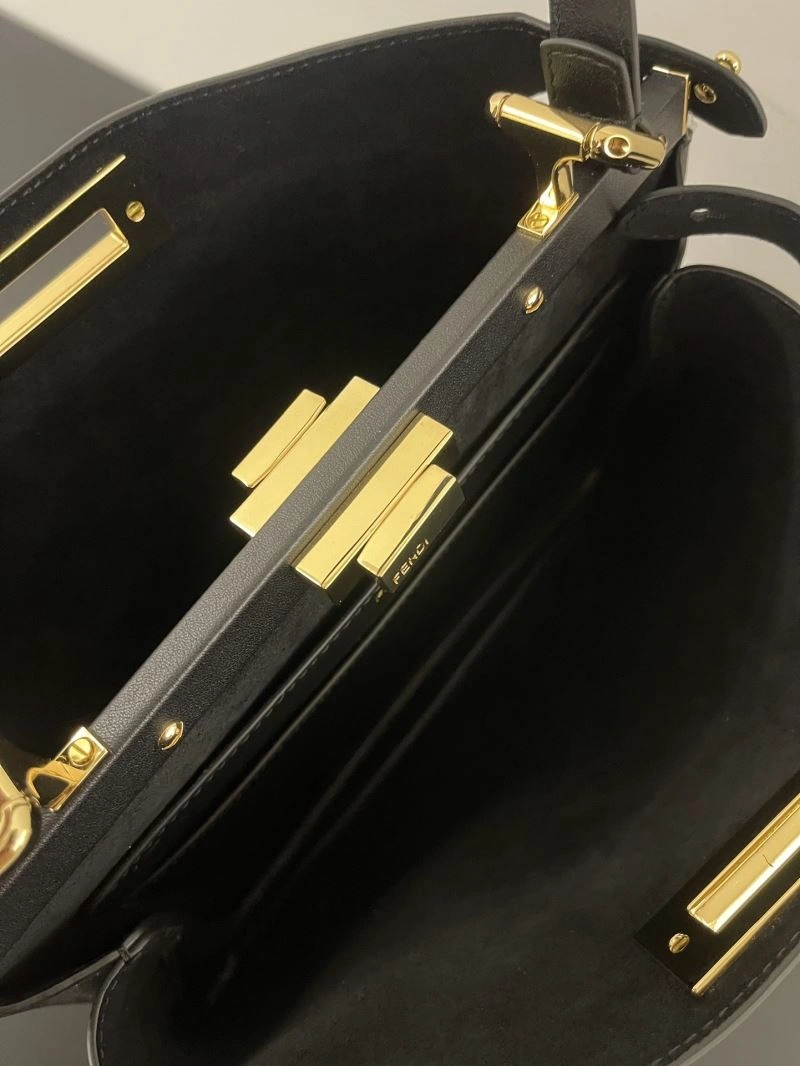 Fendi Peekaboo Bags Casual 57590