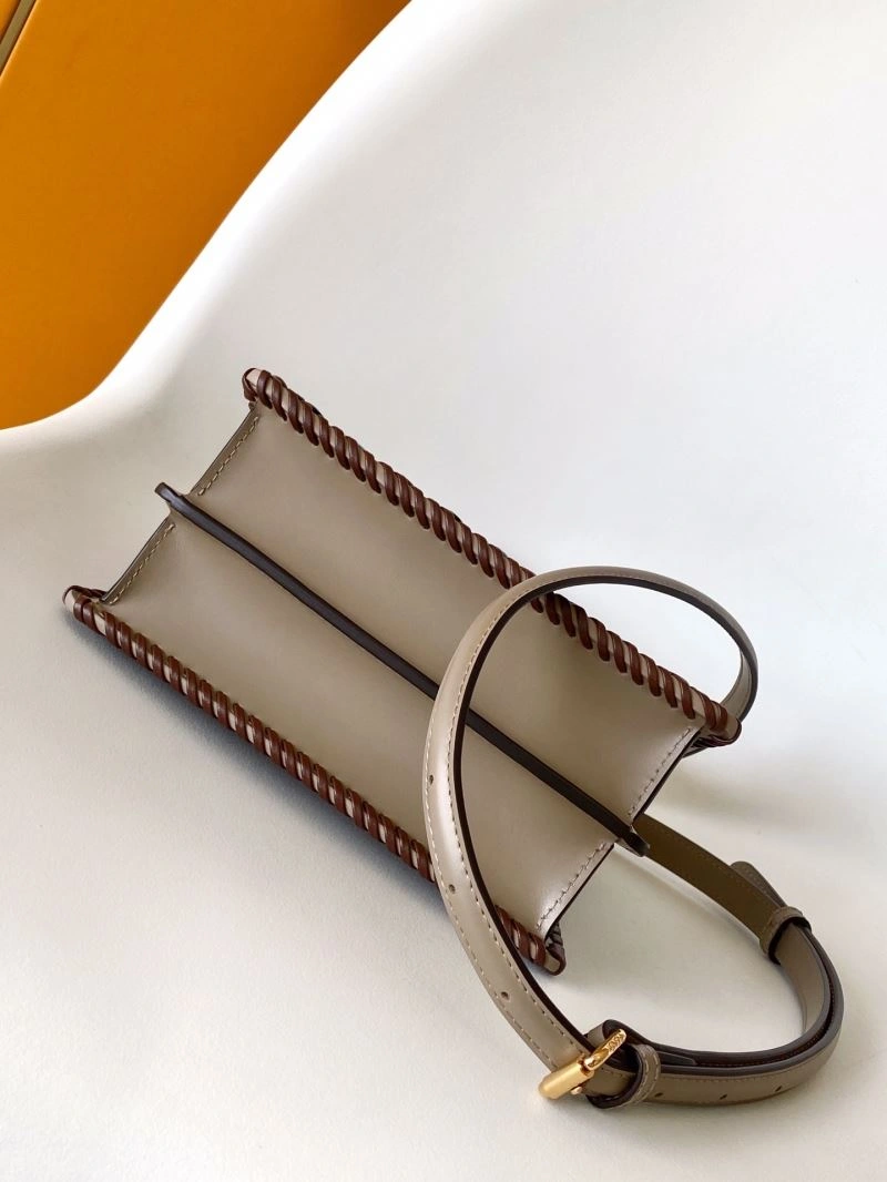 ComfortFit Fendi Peekaboo Bags 57545