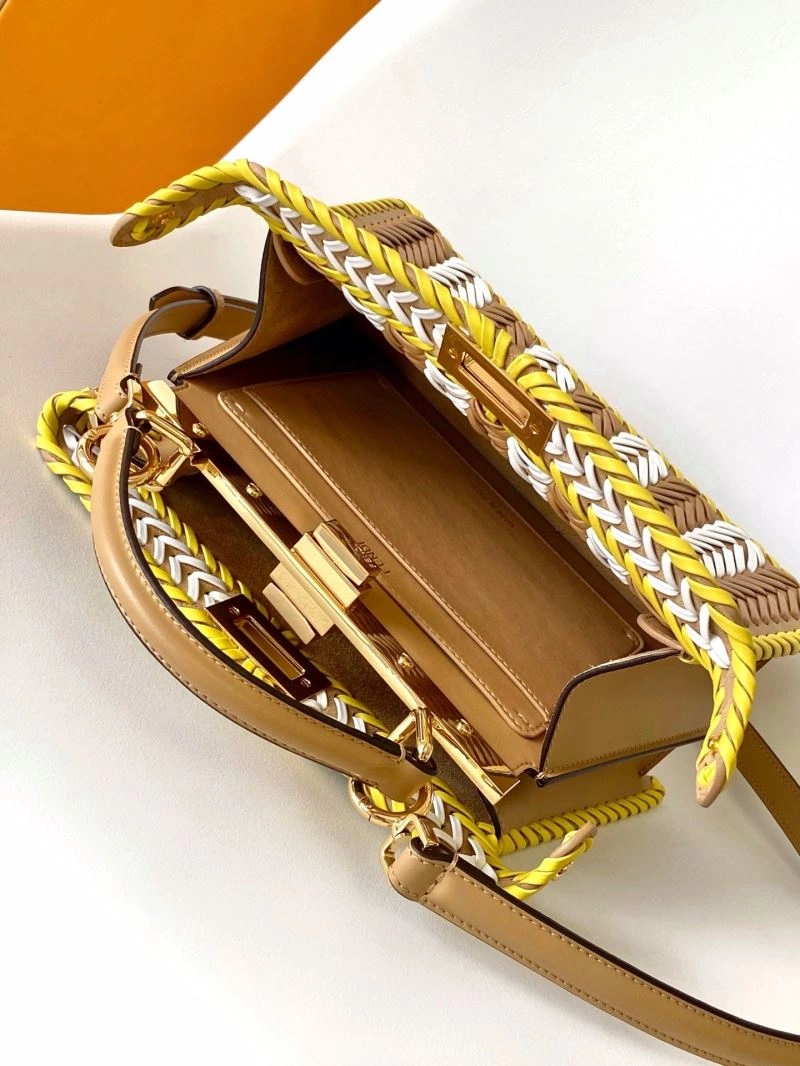 Lightweight Fendi Peekaboo Bags 57576