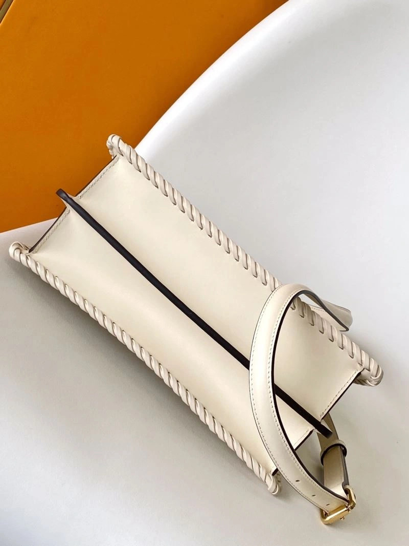 Comfortable Fendi Peekaboo Bags 57535