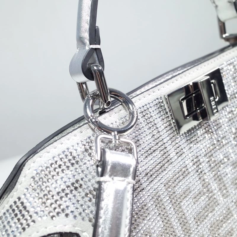 Timeless Fendi Peekaboo Bags 59409