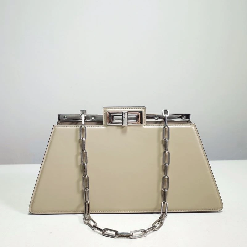 Fendi Peekaboo Bags Trendy 59361