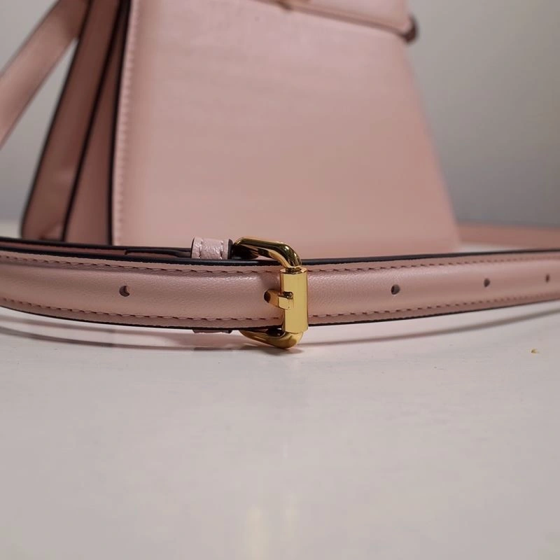 Fendi Peekaboo Bags Comfortable 59349