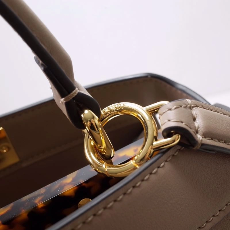 Resilient Fendi Peekaboo Bags 59343