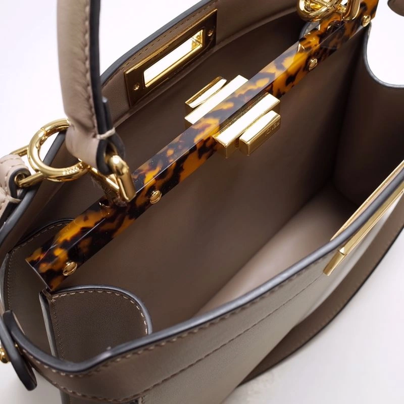 Resilient Fendi Peekaboo Bags 59343