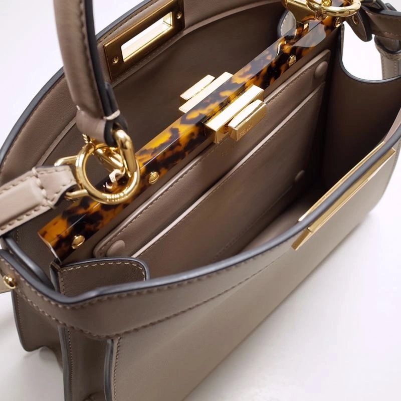 Resilient Fendi Peekaboo Bags 59343