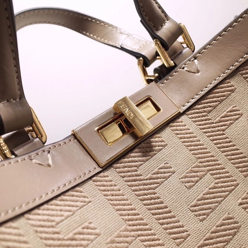 Reliable Fendi Peekaboo Bags 59338