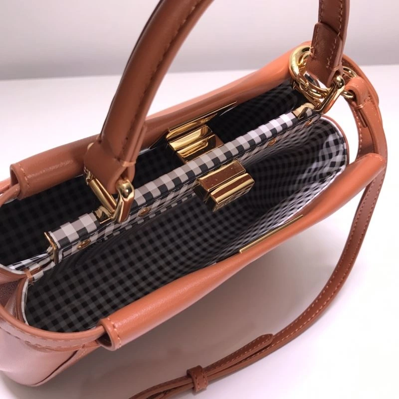 Classic Fendi Peekaboo Bags 59357