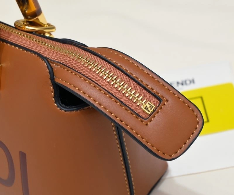 Breathable Fendi Pillow Bags 85315