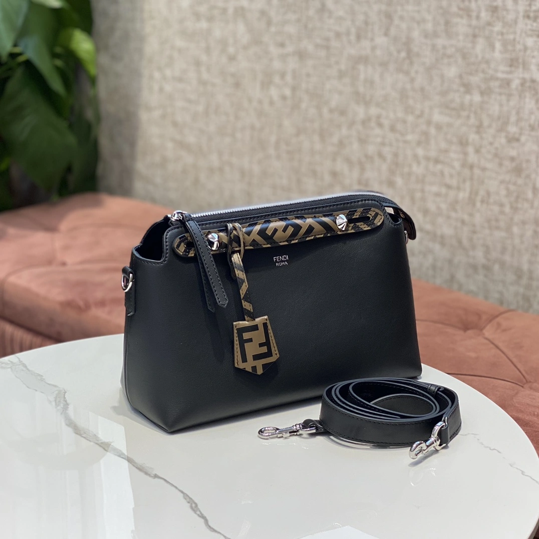WellDesigned Fendi Pillow Bags 76780