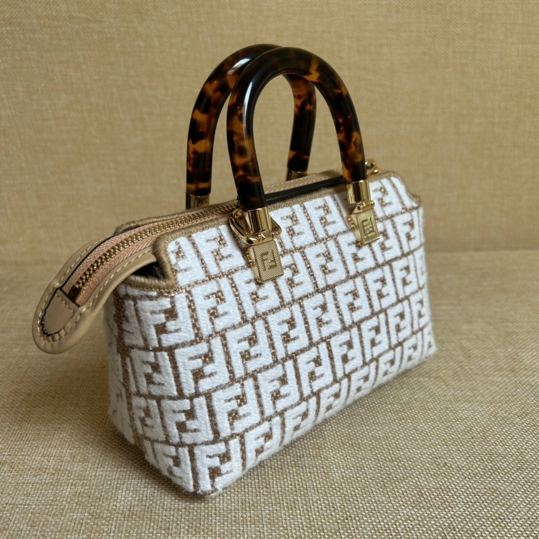 NewStyle Fendi Pillow Bags 76790