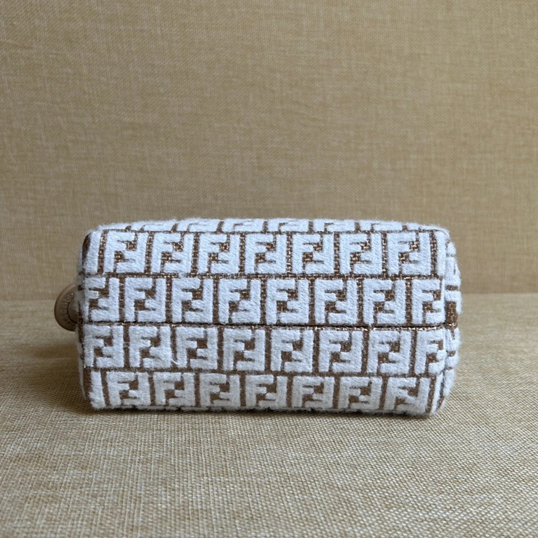 NewStyle Fendi Pillow Bags 76790