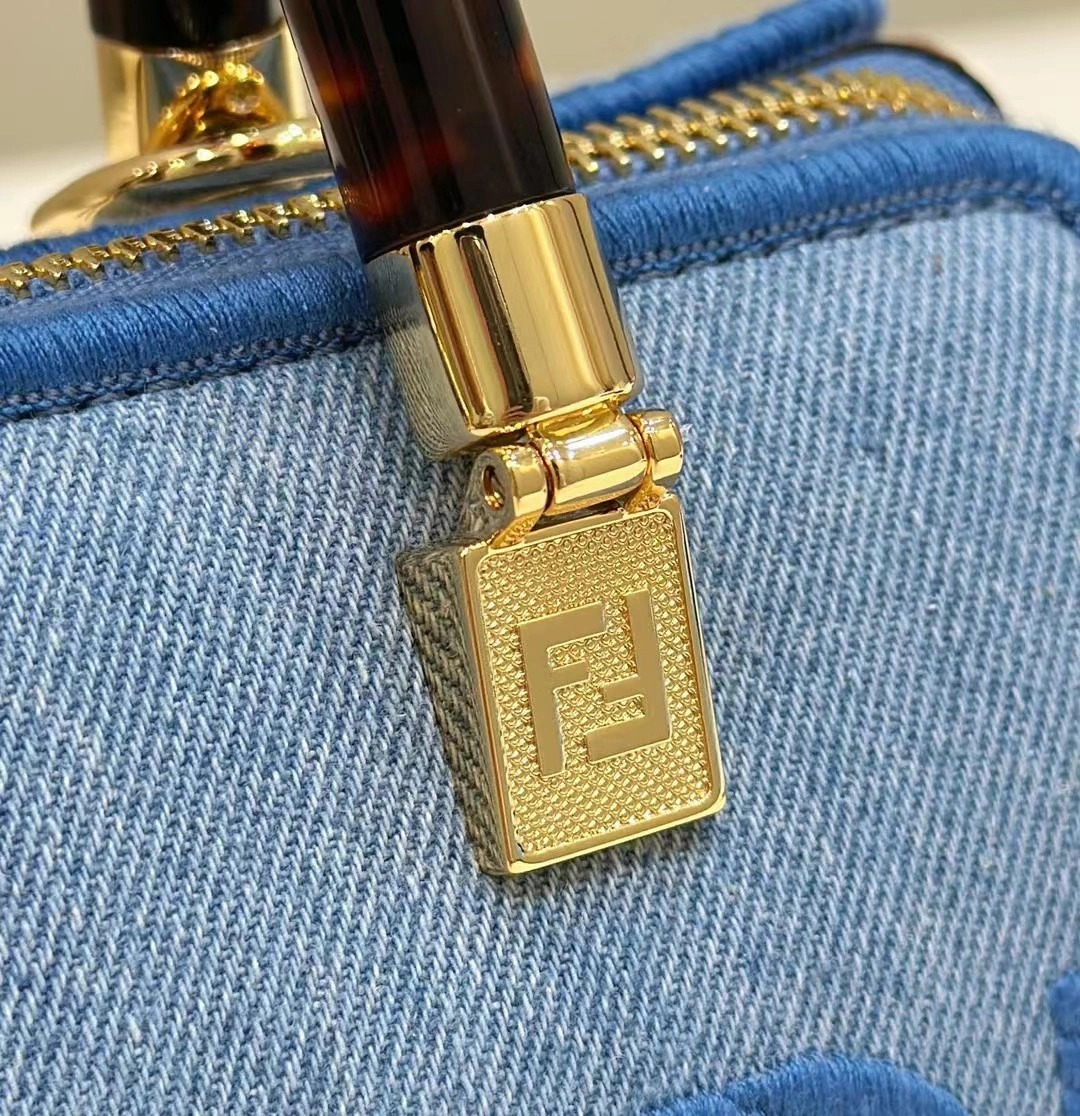 Fendi Pillow Bags Upgraded 76776