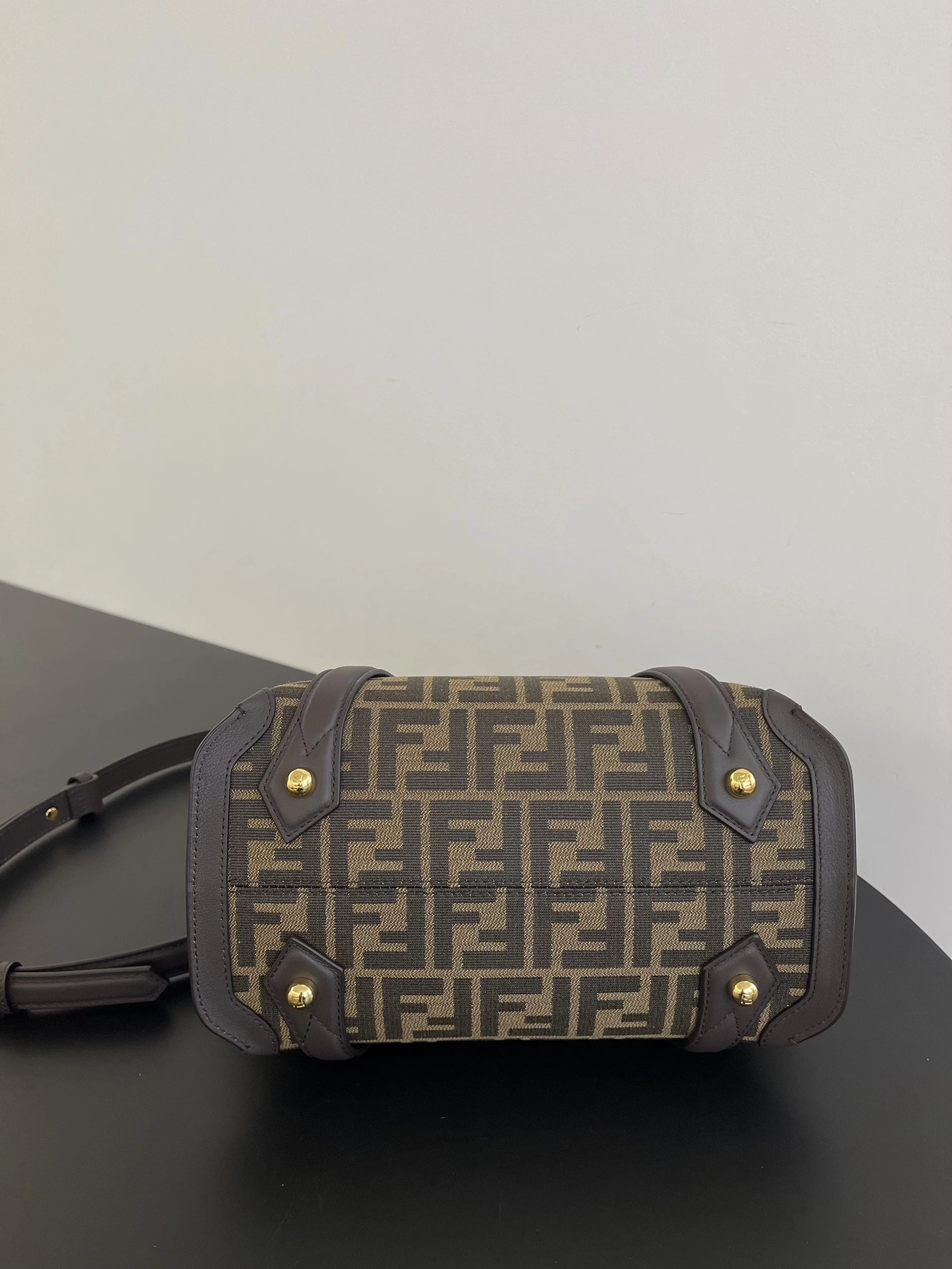 Snug Fendi Pillow Bags 76795