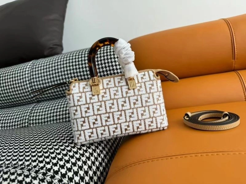 Fendi Pillow Bags Durable 72889