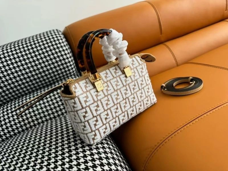 Fendi Pillow Bags Durable 72889