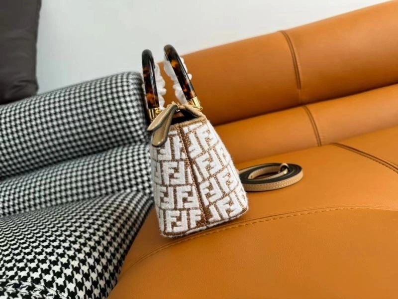 Fendi Pillow Bags Durable 72889
