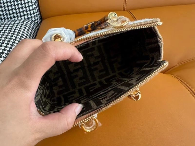 Fendi Pillow Bags Durable 72889