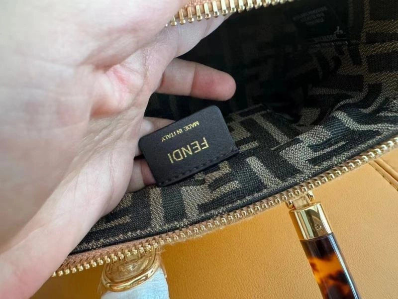 Fendi Pillow Bags Durable 72889