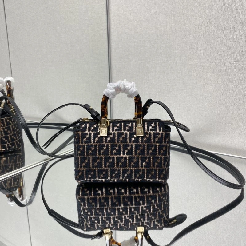 Lightweight Fendi Pillow Bags 72894