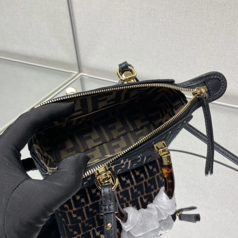 Lightweight Fendi Pillow Bags 72894