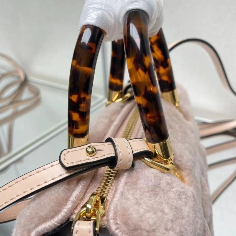 Fendi Pillow Bags Versatile 72881