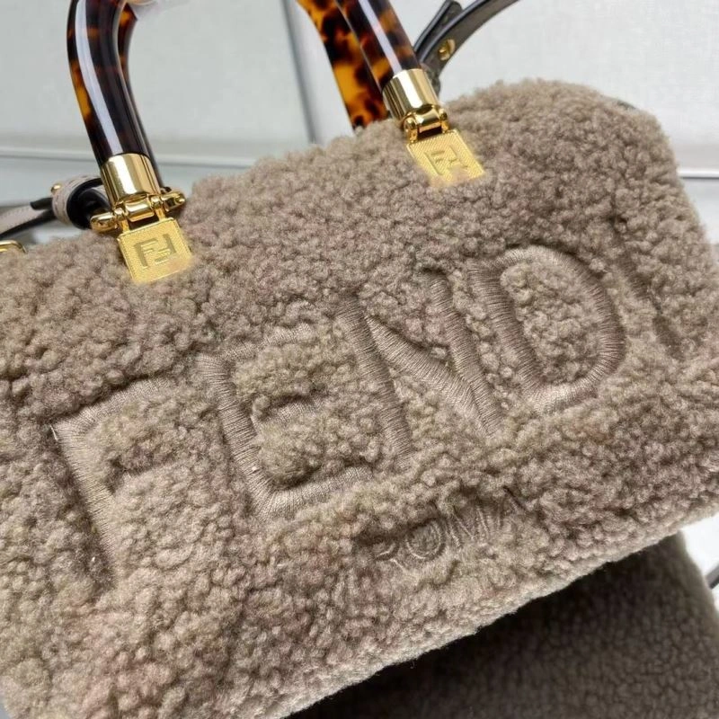 Modern Fendi Pillow Bags 72891