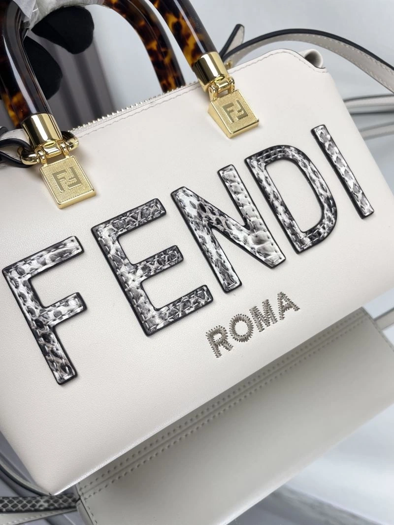 Resilient Fendi Pillow Bags 72874