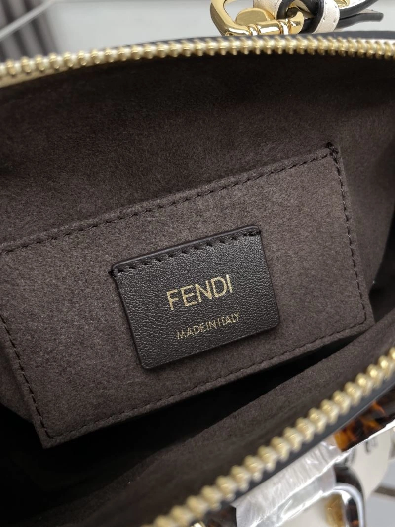 Resilient Fendi Pillow Bags 72874
