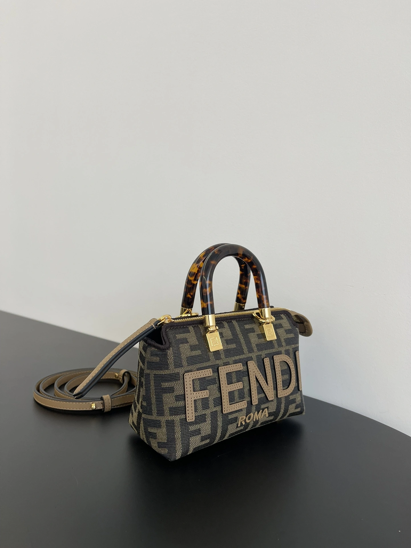 SmoothTexture Fendi Pillow Bags 69798