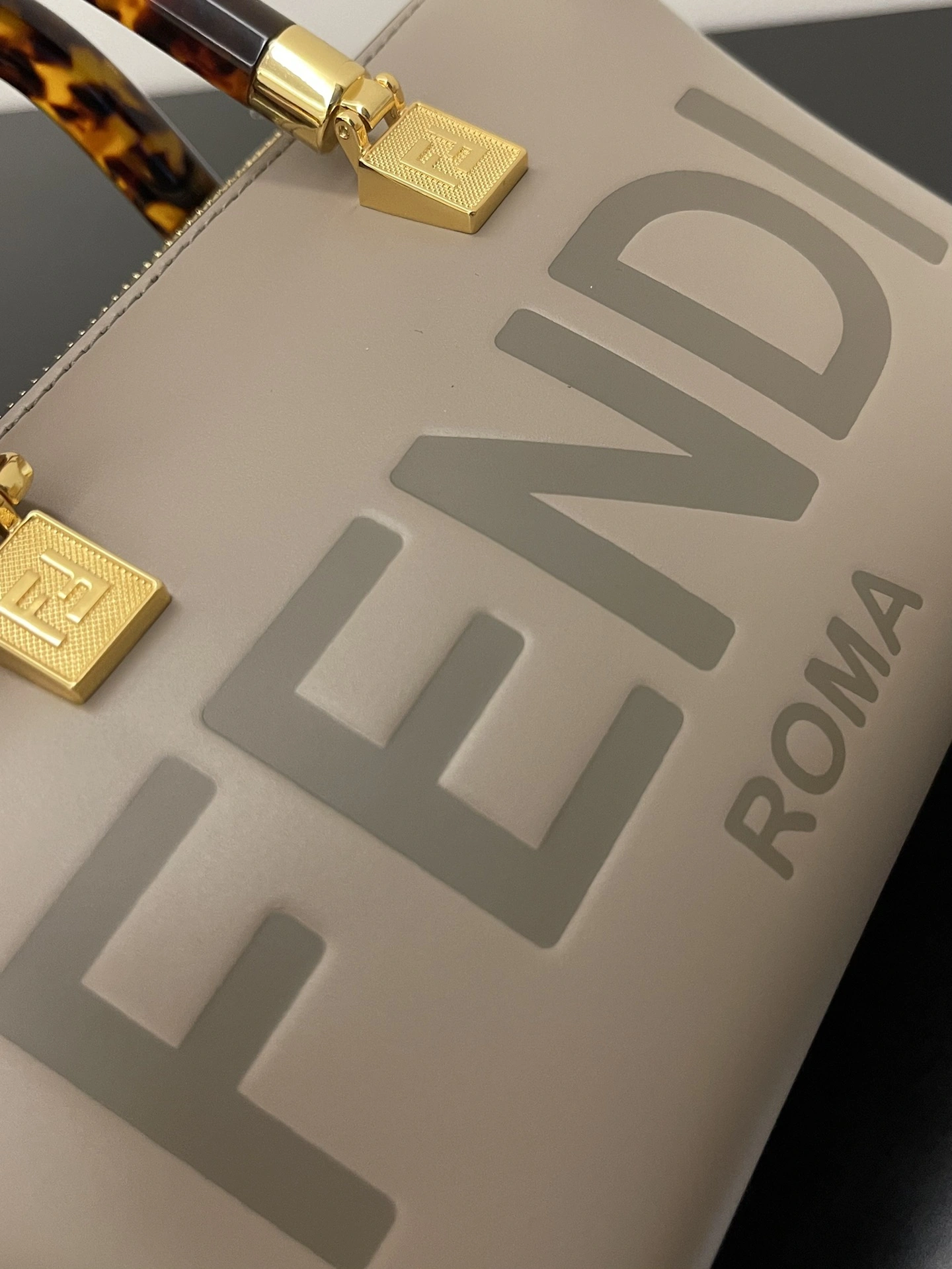 Fendi Pillow Bags ComfortFit 69810