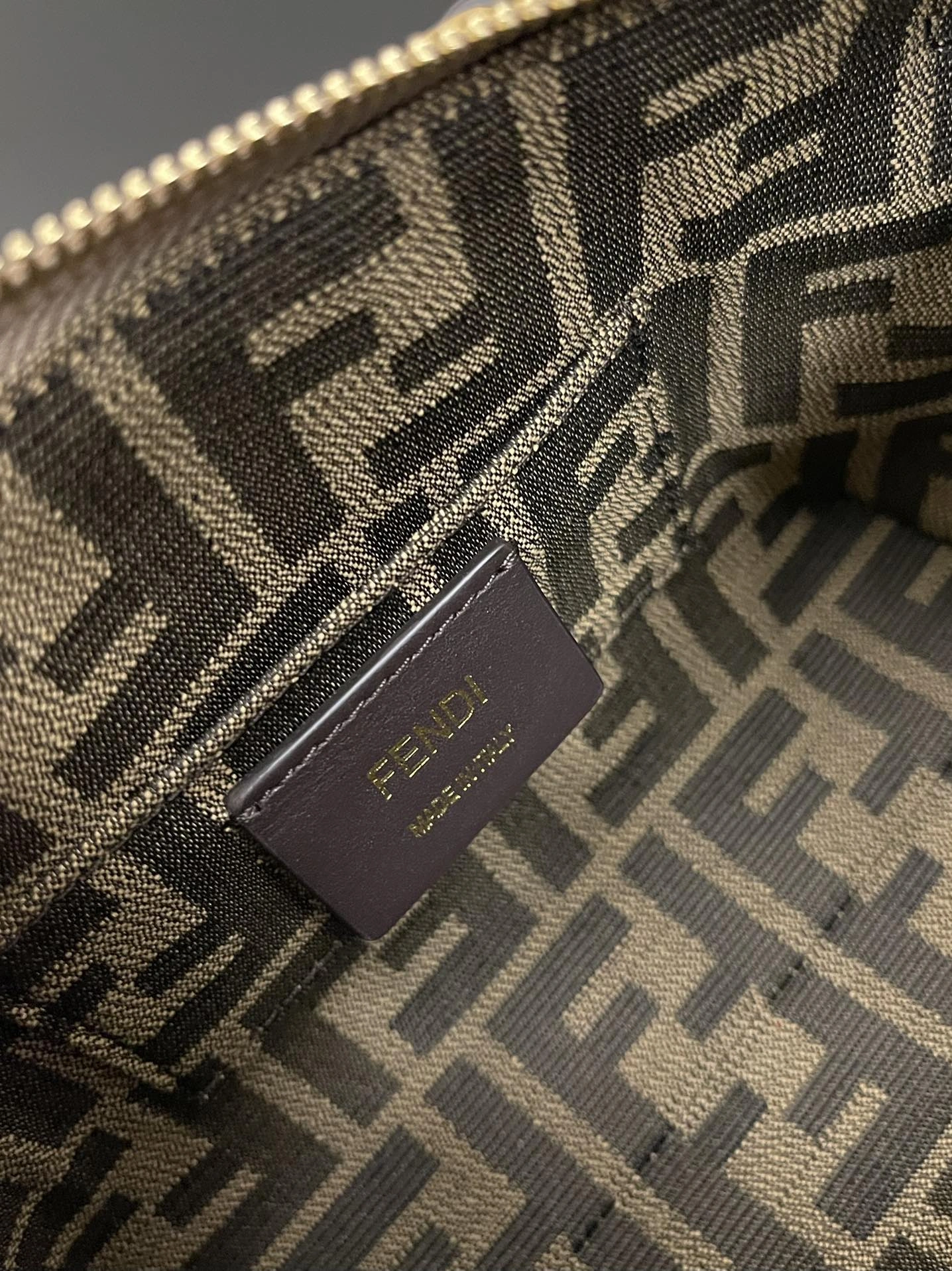 Fendi Pillow Bags ComfortFit 69810