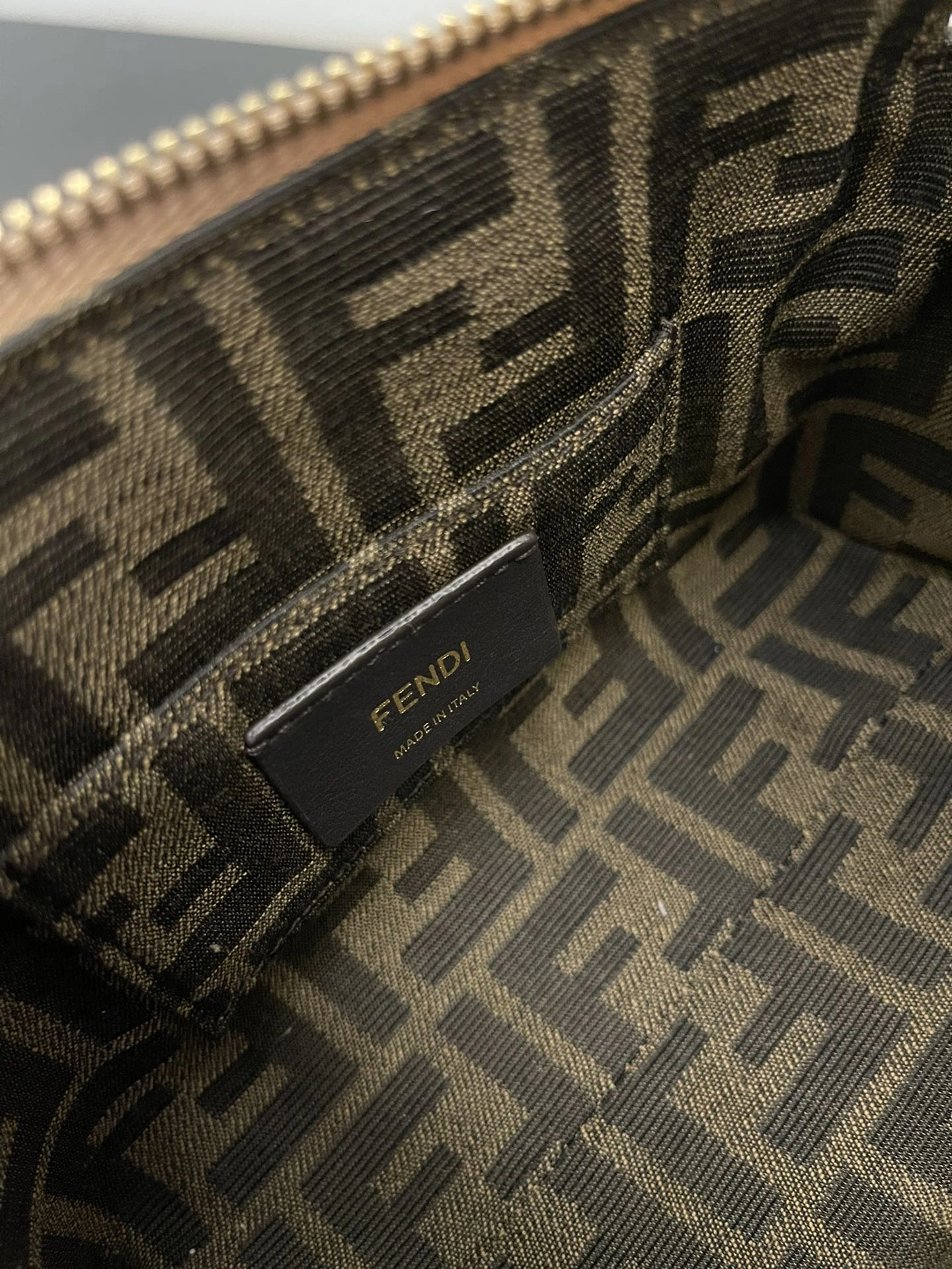 Breathable Fendi Pillow Bags 69842
