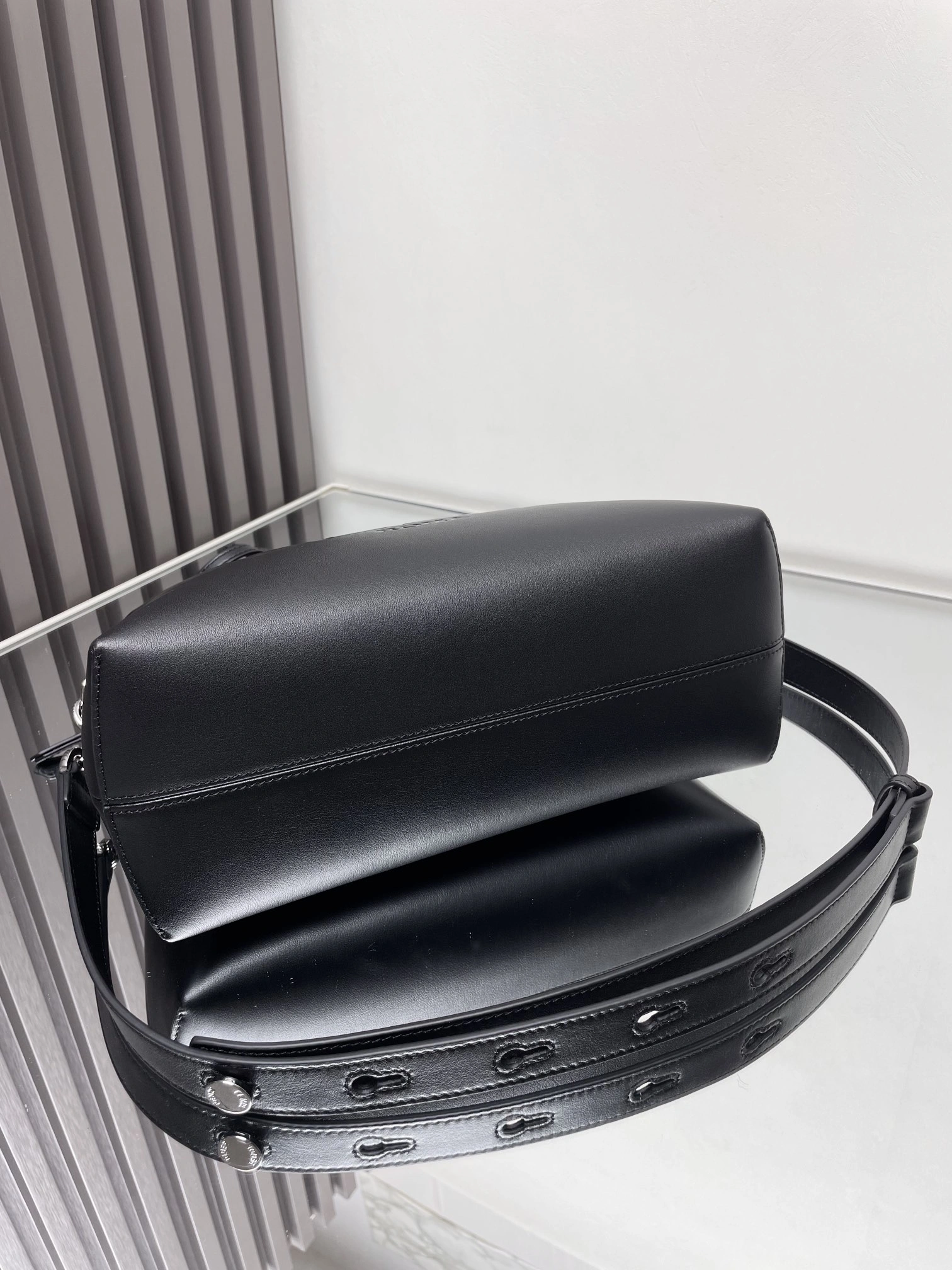 Reliable Fendi Pillow Bags 69812