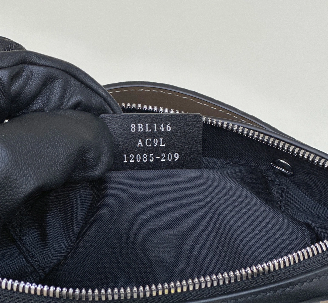 UrbanStyle Fendi Pillow Bags 69808