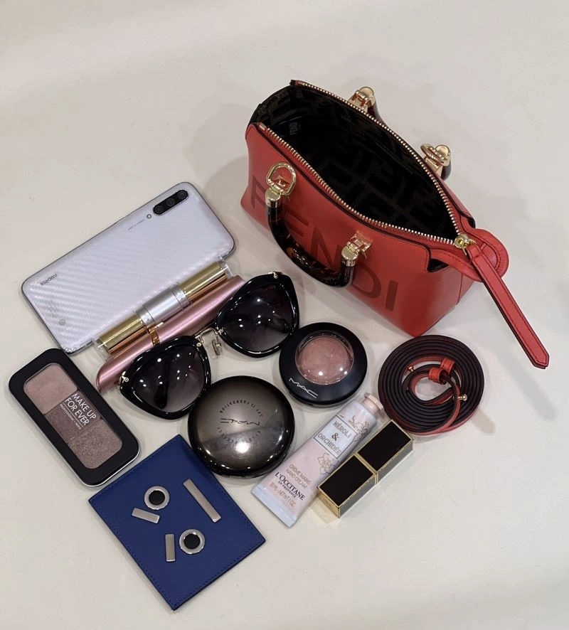 Stylish Fendi Pillow Bags 57526