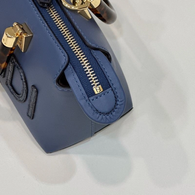 Fendi Pillow Bags Sleek 57513