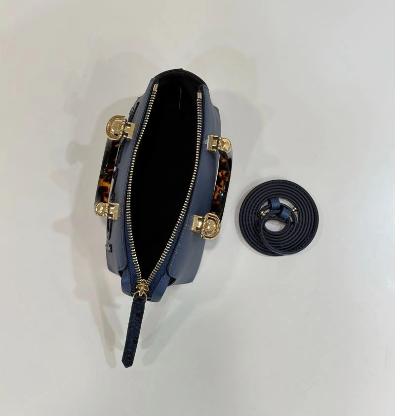 Fendi Pillow Bags Sleek 57513