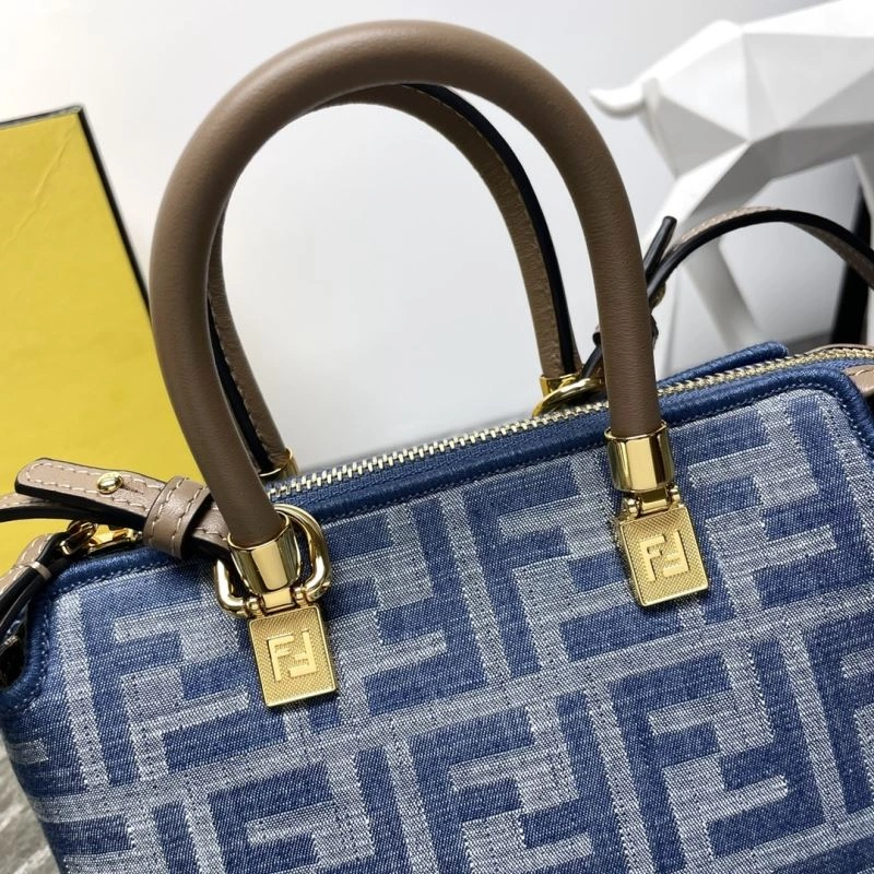 Thermal Fendi Pillow Bags 57543