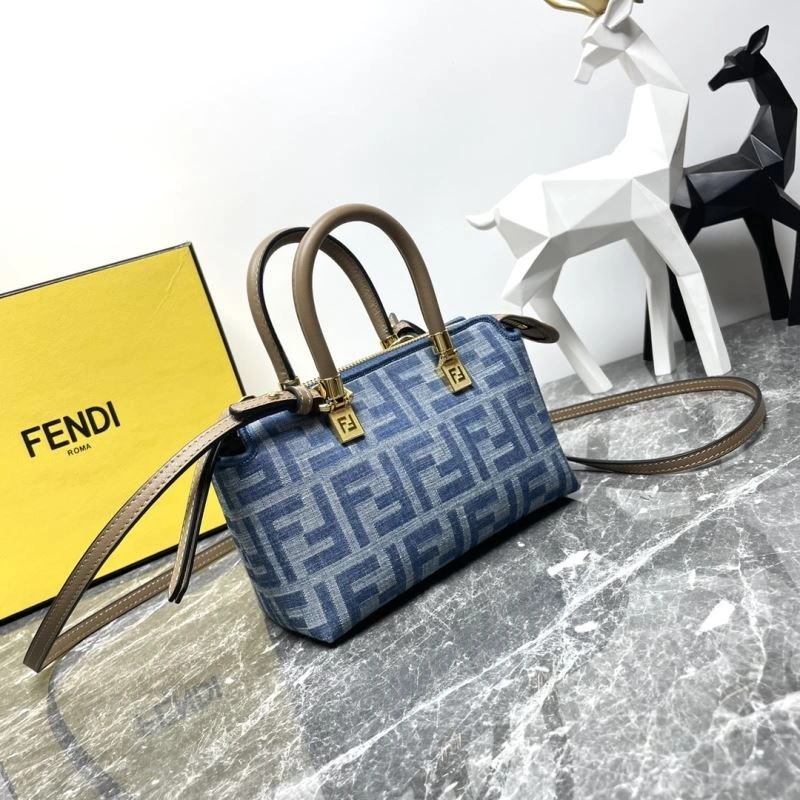Thermal Fendi Pillow Bags 57543