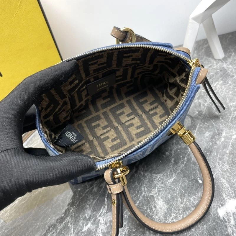 Thermal Fendi Pillow Bags 57543