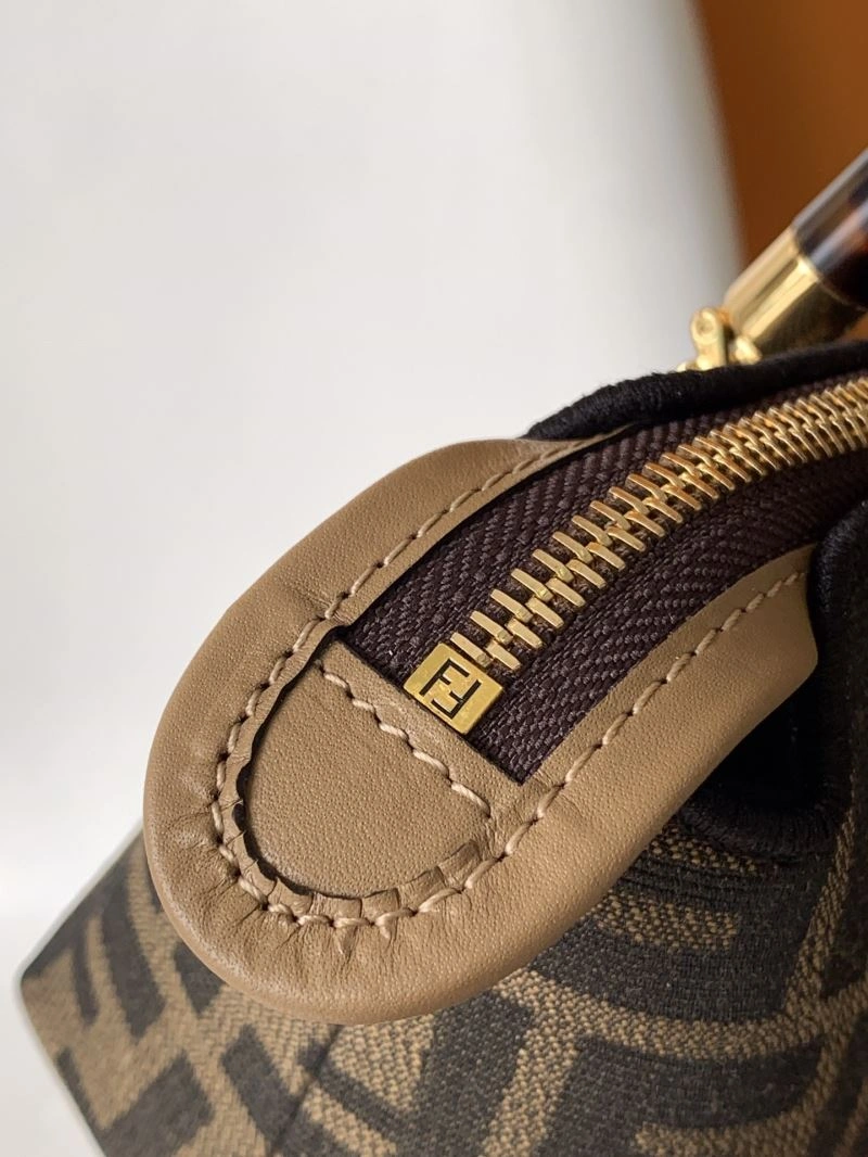 Fendi Pillow Bags Trendy 57549