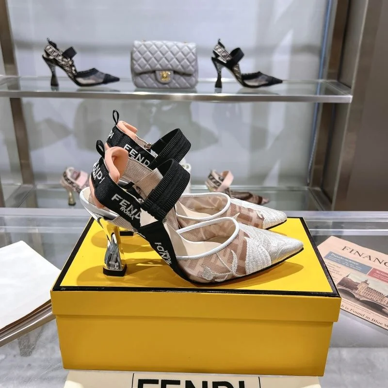 Fendi Sandals Chic 23432