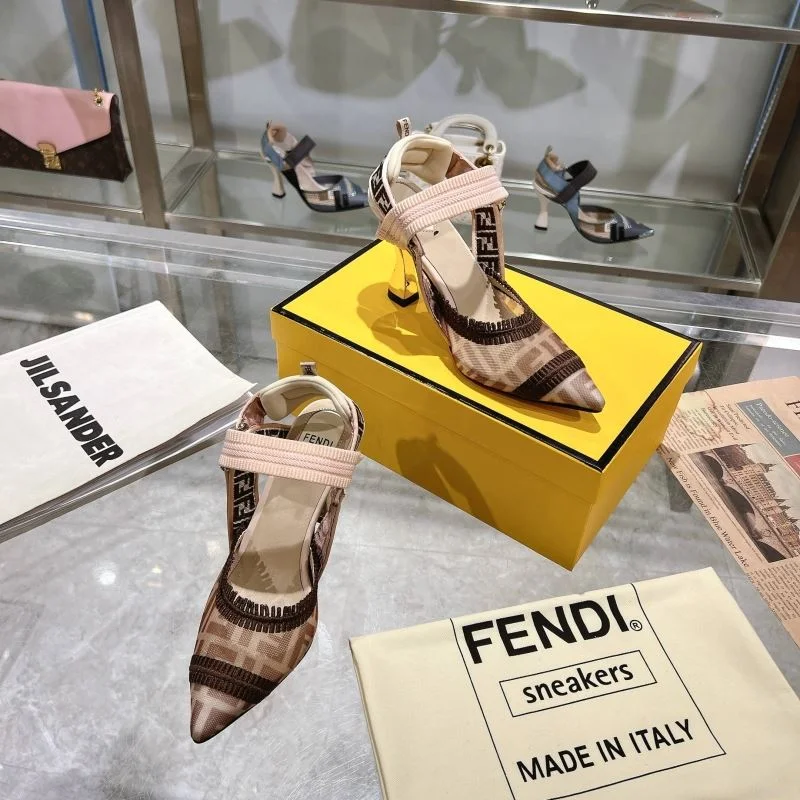 Fendi Sandals Neat 23430