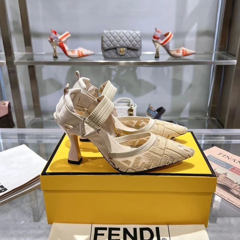 EyeCatching Fendi Sandals 23421